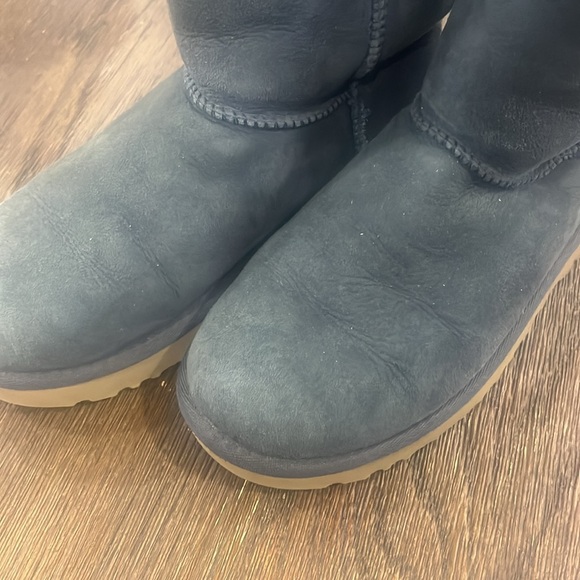 Kids UGG Bailey bow II boots size US 6 EU 37 - Picture 8 of 10